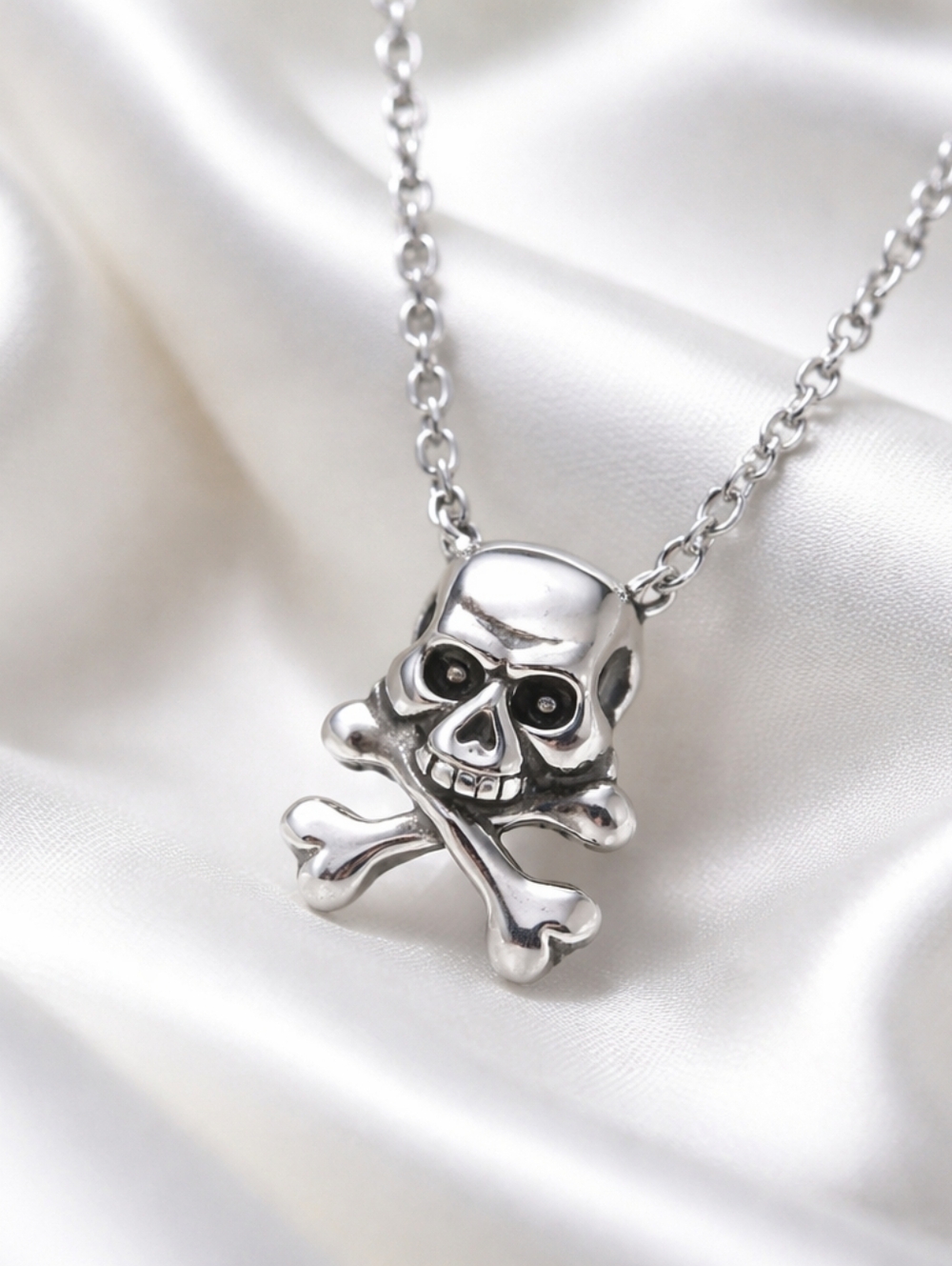 New - 925 Sterling Silver Jolly Roger Skull Necklace with adjustable Chain